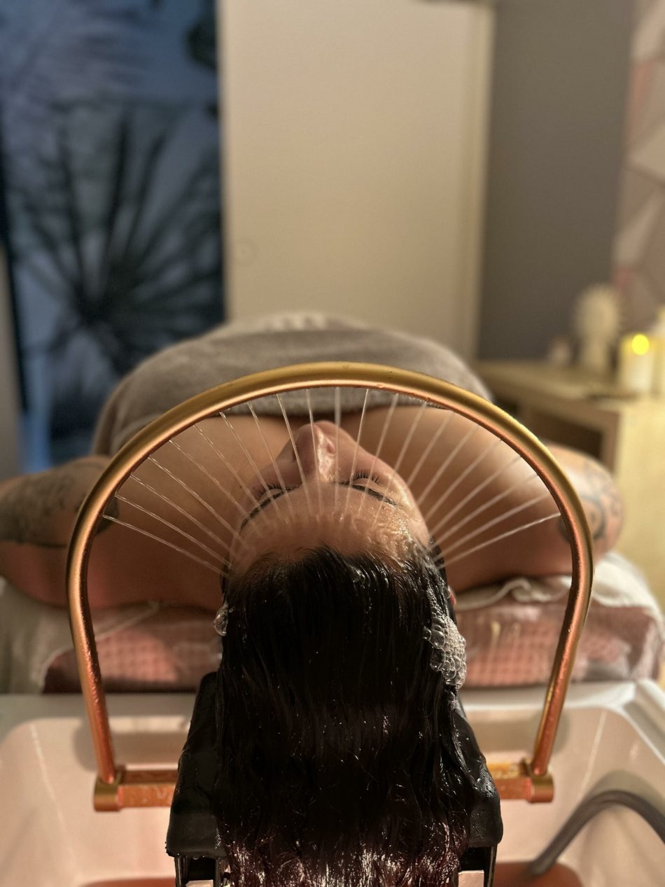 HEAD SPA : l’art japonais du bien être capillaire et mental…